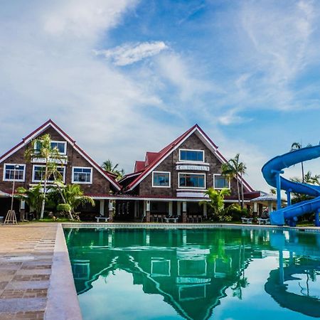 El Pescador Resort Hotel Bolinao Luaran gambar